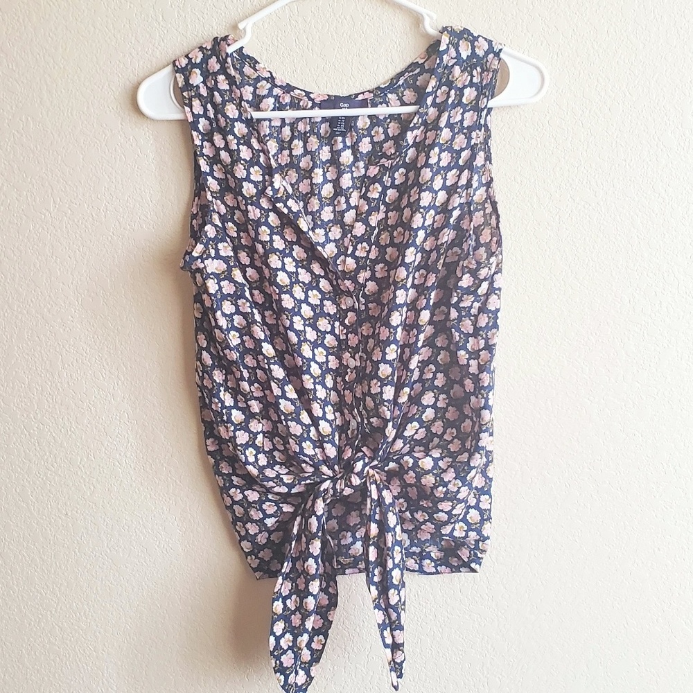 Gap - Floral Sleeveless Top